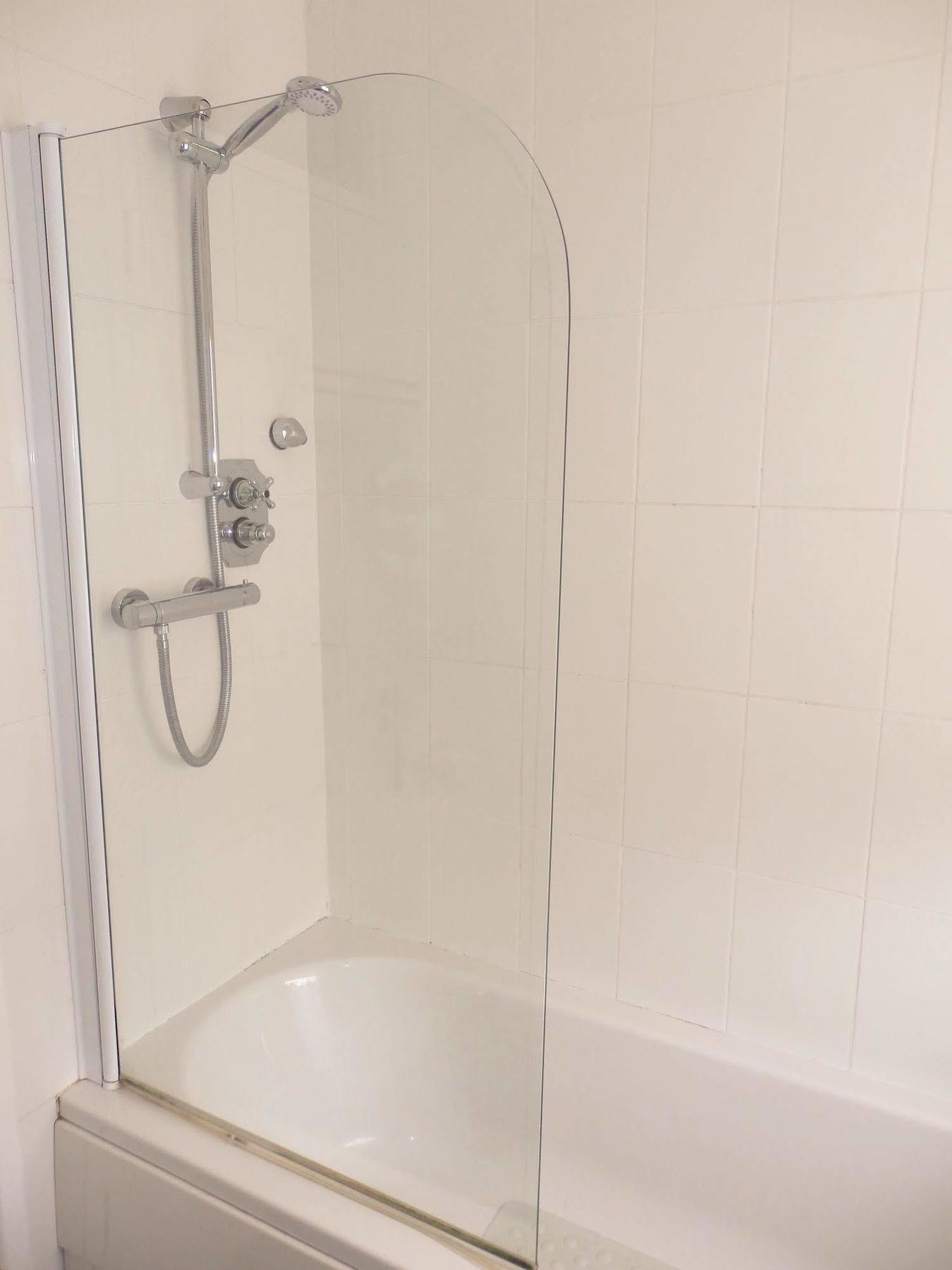 Excellent Location - City Centre - Parking - 4 Beds -2 Bedrooms Белфаст Екстериор снимка