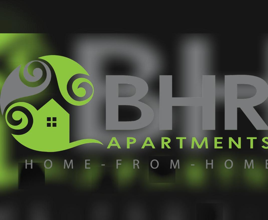 Excellent Location - City Centre - Parking - 4 Beds -2 Bedrooms Белфаст Екстериор снимка